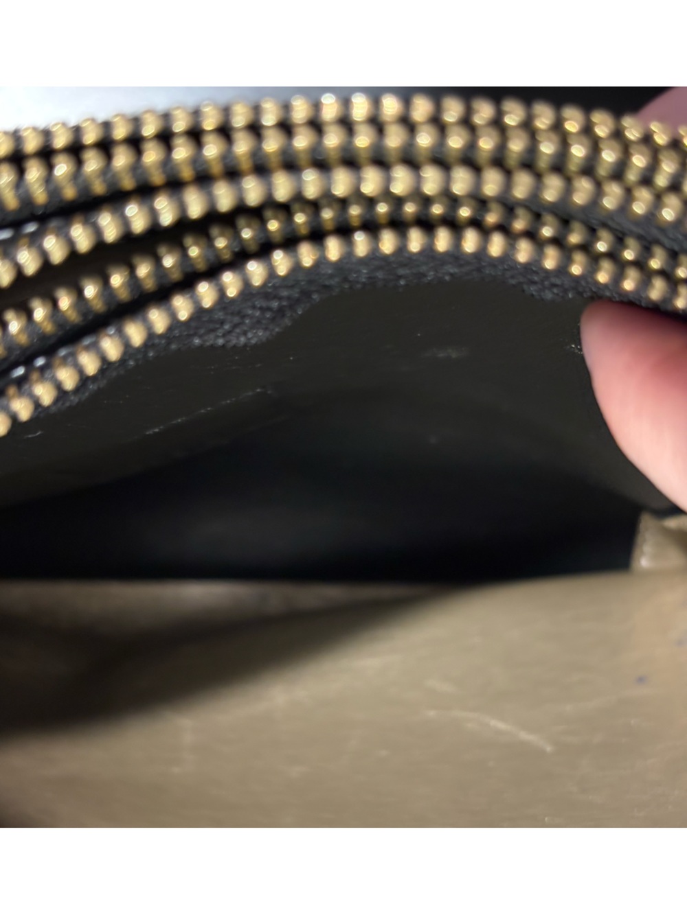 Naturalizer Westside Black Crossbody Bag Triple Zip Gold Hardware - Picture 12 of 12